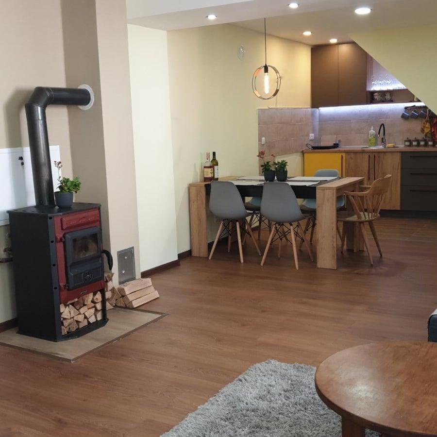 Nikas Apartman ドニー・ミラノヴァツ エクステリア 写真