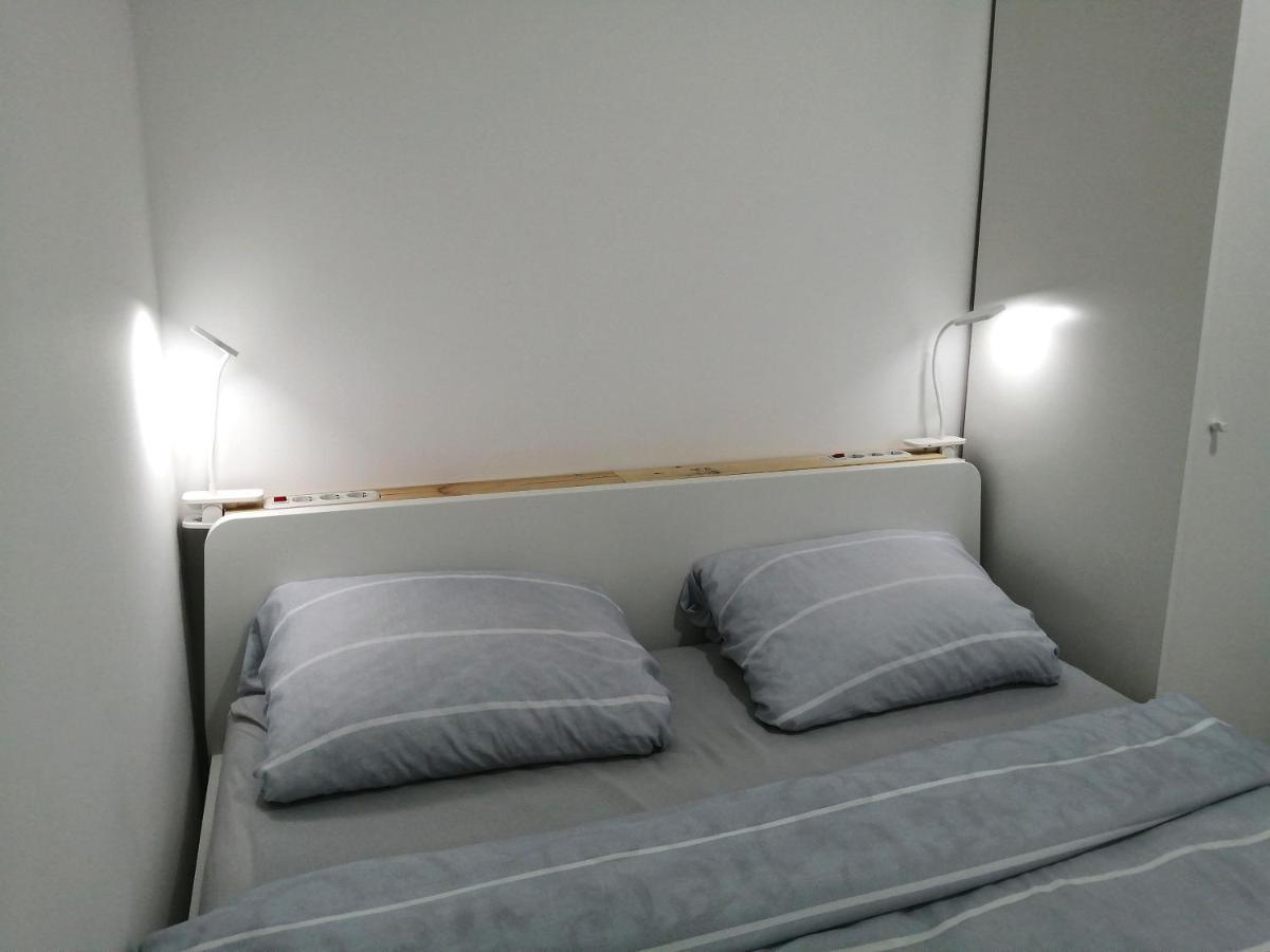 Nikas Apartman ドニー・ミラノヴァツ エクステリア 写真